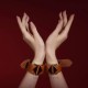 Menottes design cuir marron - Accessoires BDSM de luxe