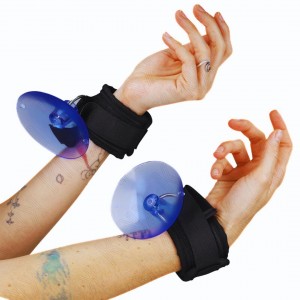 Menottes de bondage avec ventouse - Boutique BDSM Malins-Plaisirs